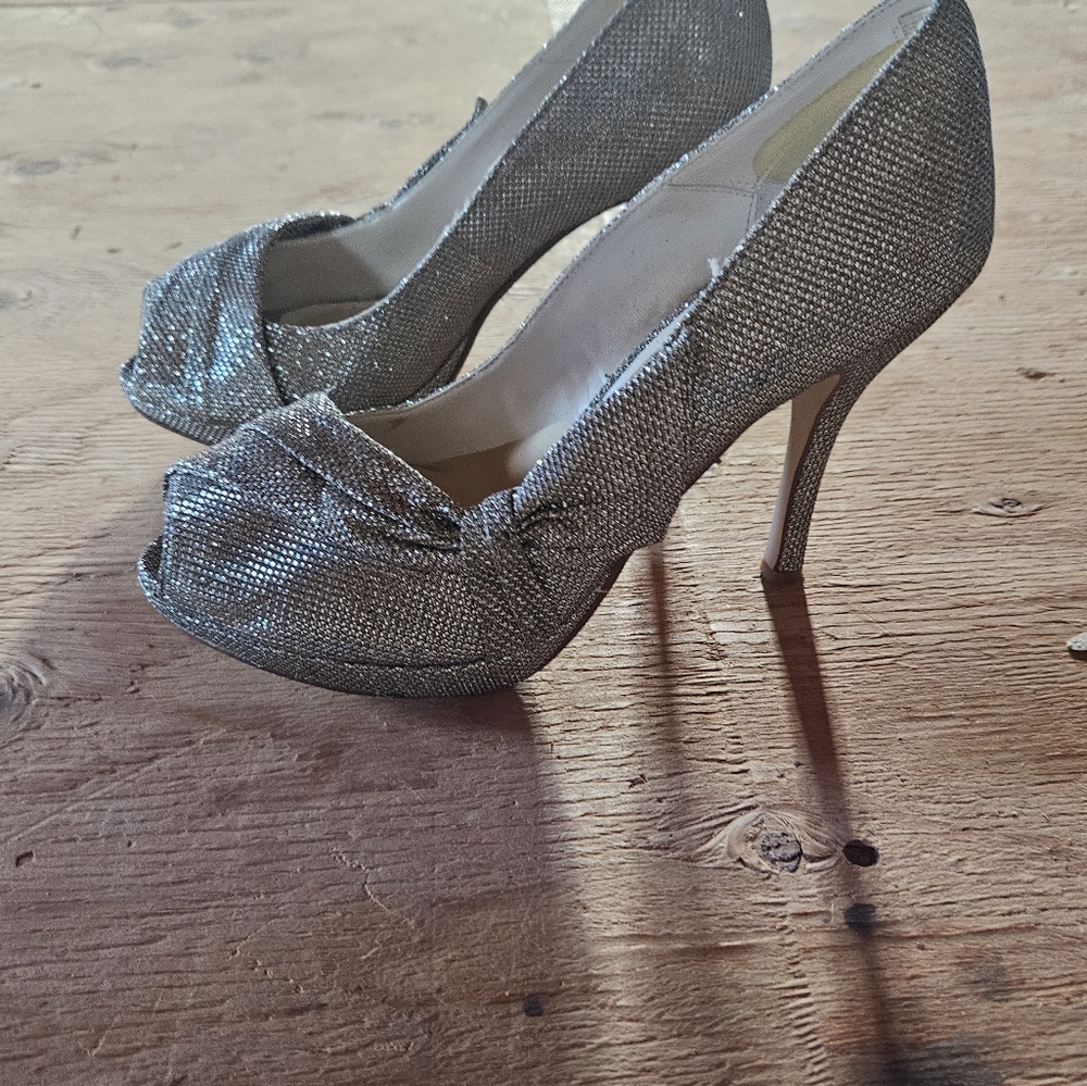 Peep Toe Pumps